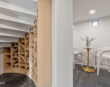 3135 E Palo Verde Drive - Photo Thumbnail 19