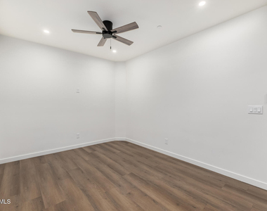12005 N Panorama Drive - Photo Thumbnail 5