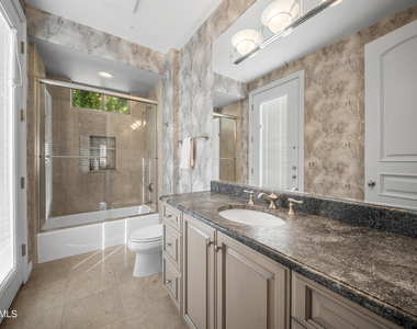 8350 E Via Del Sol Drive - Photo Thumbnail 31