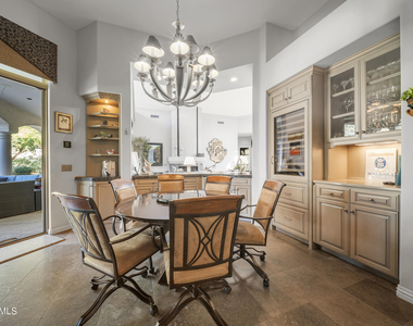8350 E Via Del Sol Drive - Photo Thumbnail 14