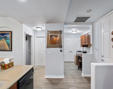 5450 E Deer Valley Drive - Photo Thumbnail 5