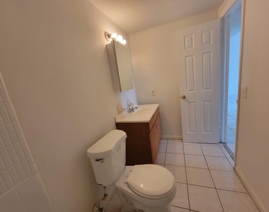 3700 Nw 21st Street - Photo Thumbnail 8
