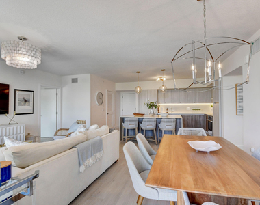 111 Se 1st Avenue - Photo Thumbnail 14