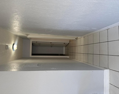 720 Sw 7th Street - Photo Thumbnail 16