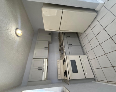 720 Sw 7th Street - Photo Thumbnail 3