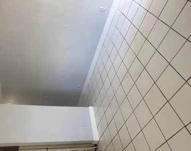 720 Sw 7th Street - Photo Thumbnail 22