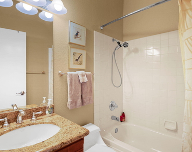 7710 E Gainey Ranch Road - Photo Thumbnail 18