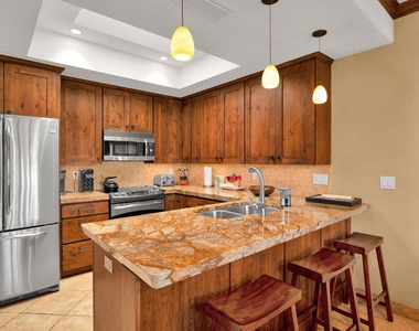 7710 E Gainey Ranch Road - Photo Thumbnail 9