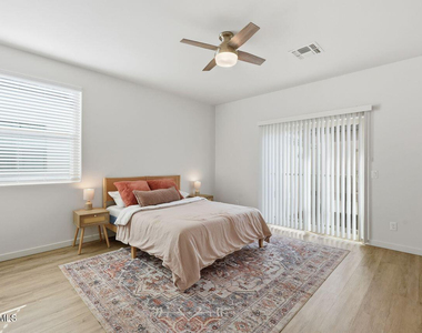 7959 N 53rd Avenue - Photo Thumbnail 18