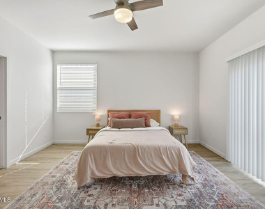 7959 N 53rd Avenue - Photo Thumbnail 22