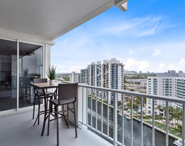 2800 E Sunrise Boulevard - Photo Thumbnail 27