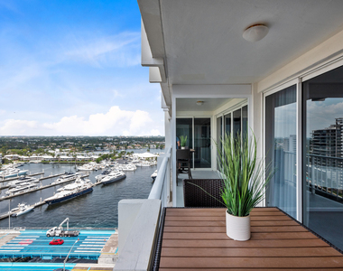 2800 E Sunrise Boulevard - Photo Thumbnail 30