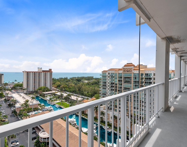 2800 E Sunrise Boulevard - Photo Thumbnail 38