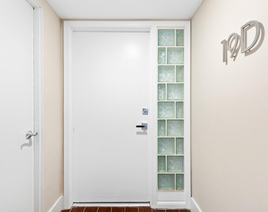 2800 E Sunrise Boulevard - Photo Thumbnail 8