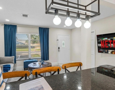 1508 Ne 15th Avenue - Photo Thumbnail 18