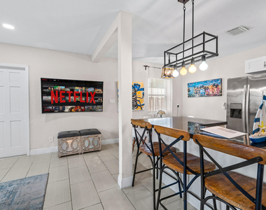 1508 Ne 15th Avenue - Photo Thumbnail 11