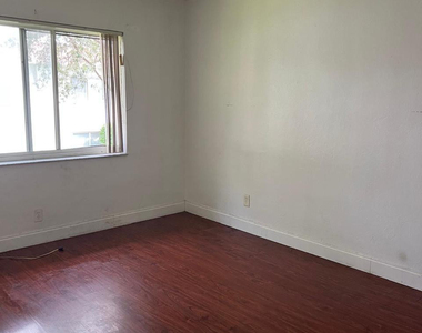 151 Se 6th Avenue - Photo Thumbnail 5