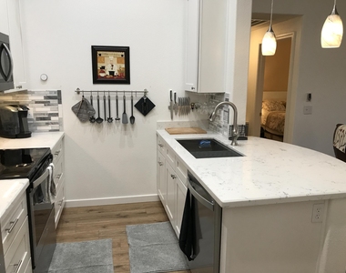 14250 W Wigwam Boulevard - Photo Thumbnail 9