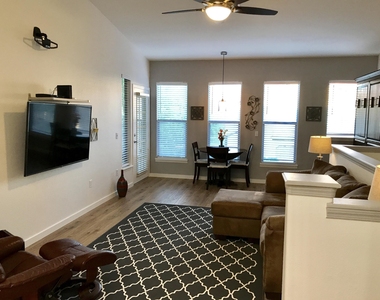 14250 W Wigwam Boulevard - Photo Thumbnail 13