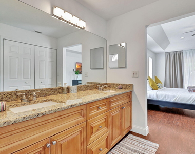 13805 Sheffield Street - Photo Thumbnail 20