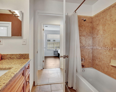 13805 Sheffield Street - Photo Thumbnail 26