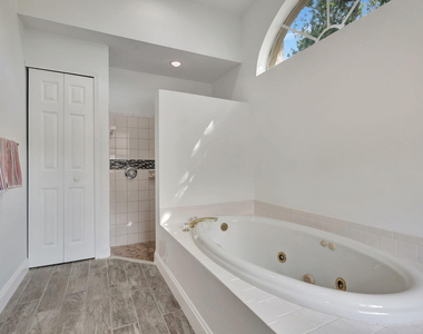 13805 Sheffield Street - Photo Thumbnail 21