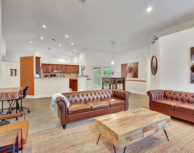 13805 Sheffield Street - Photo Thumbnail 13