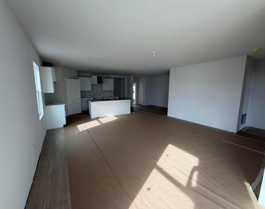 1434 Garabaldi Circle Se - Photo Thumbnail 1