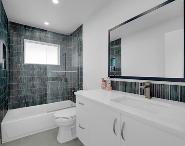 3431 Ne 26th Avenue - Photo Thumbnail 40