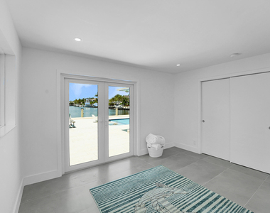 3431 Ne 26th Avenue - Photo Thumbnail 43