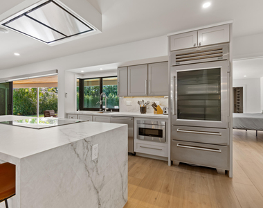 820 Canary Walk - Photo Thumbnail 5