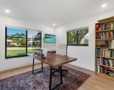 820 Canary Walk - Photo Thumbnail 12