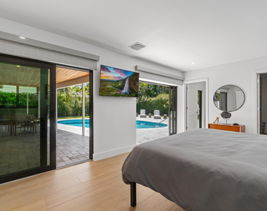 820 Canary Walk - Photo Thumbnail 8