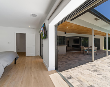 820 Canary Walk - Photo Thumbnail 9
