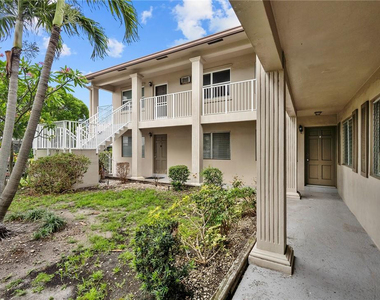 2130 Ne 42nd Court - Photo Thumbnail 1