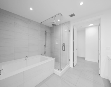 151 N Seabreeze Boulevard - Photo Thumbnail 9