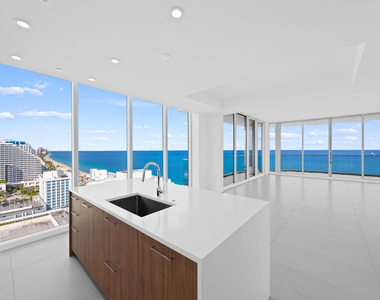 151 N Seabreeze Boulevard - Photo Thumbnail 5