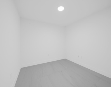 151 N Seabreeze Boulevard - Photo Thumbnail 17
