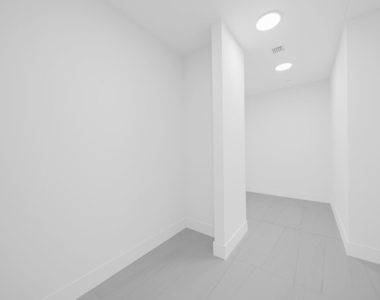 151 N Seabreeze Boulevard - Photo Thumbnail 10