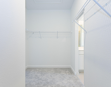 503 Se Rivergrass Street - Photo Thumbnail 28