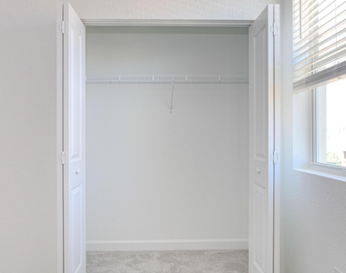 503 Se Rivergrass Street - Photo Thumbnail 40