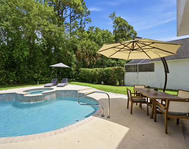 15073 Oak Chase Court - Photo Thumbnail 18