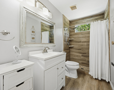 15073 Oak Chase Court - Photo Thumbnail 35