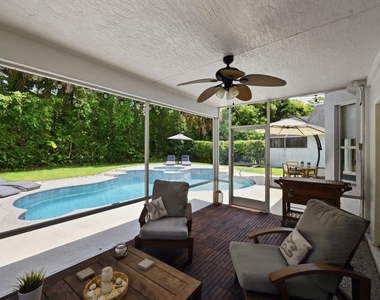 15073 Oak Chase Court - Photo Thumbnail 16