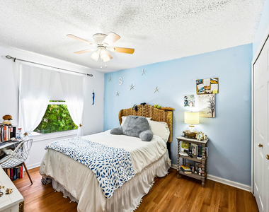 15073 Oak Chase Court - Photo Thumbnail 33