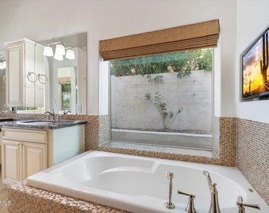 17394 N 77th Street - Photo Thumbnail 23