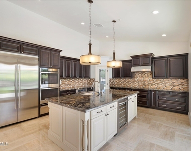 17394 N 77th Street - Photo Thumbnail 9