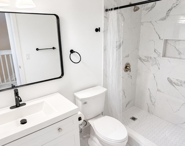 711 Sw 148th Avenue - Photo Thumbnail 8