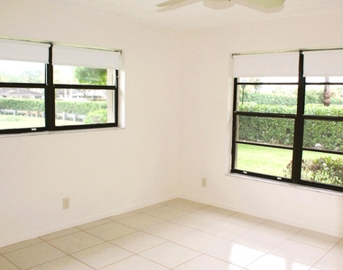 4450 Nutmeg Tree Lane - Photo Thumbnail 11
