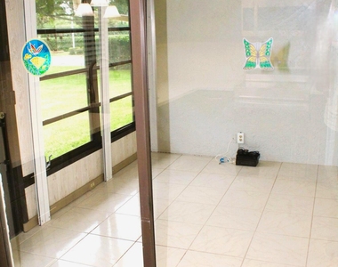 4450 Nutmeg Tree Lane - Photo Thumbnail 15